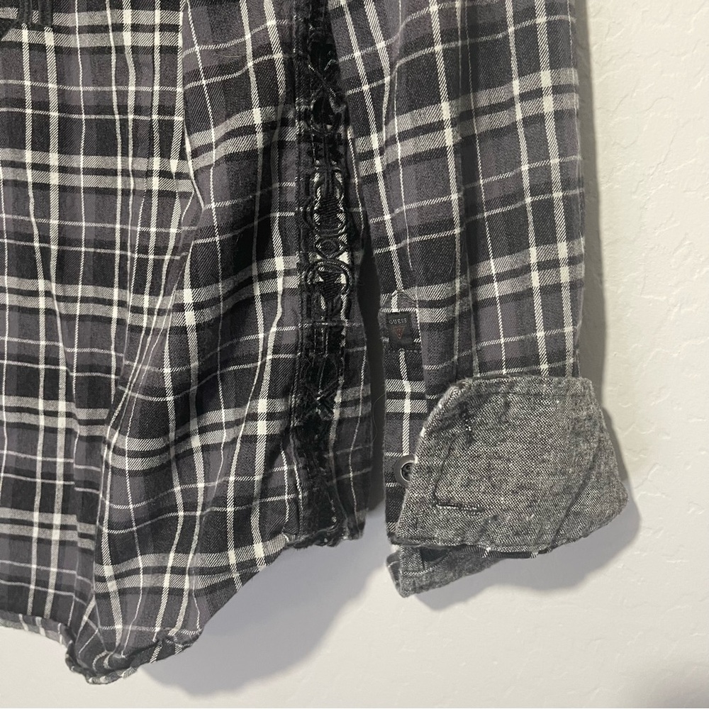 Guess Forrester Embroidered Plaid Flannel Shirt - Like New Condition - Picture 9 of 10